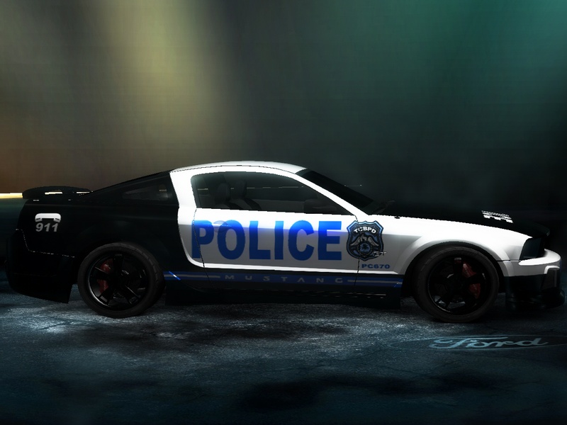 Cop-Mustang GT '06